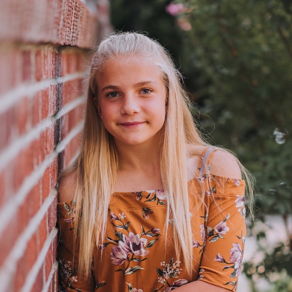 Meet your Posher, Calley - Picture 1 of 1